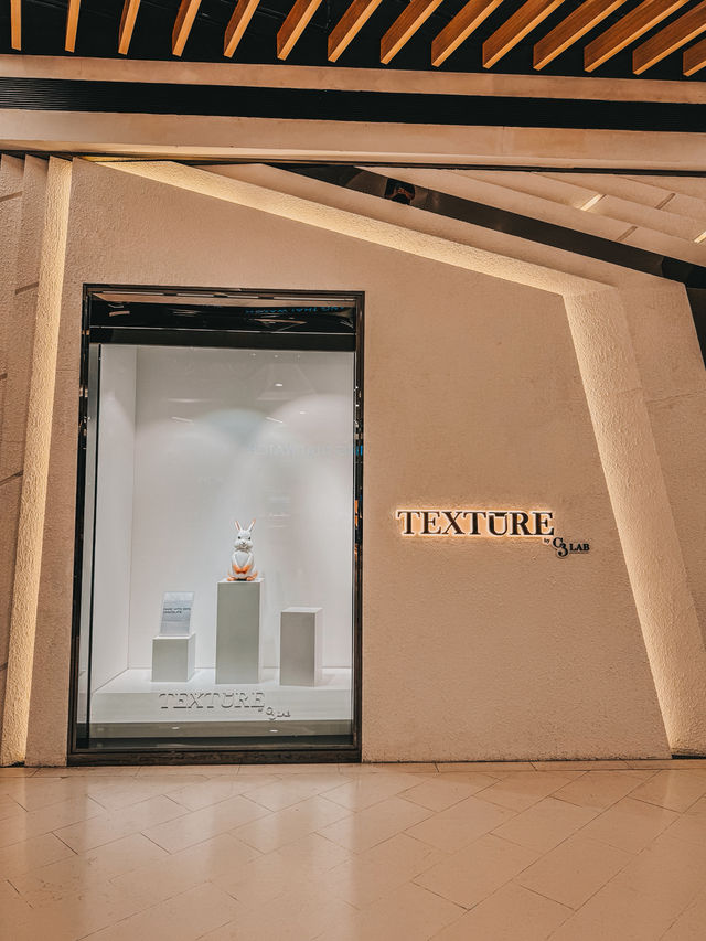 A Calm Lunch Escape at Atria Shopping Gallery