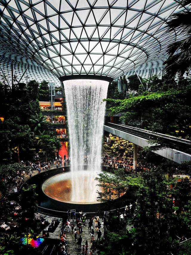 Travel Wonderland at Jewel Changi – A Magical Escape in Transit