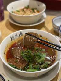 段純貞 | 過江龍台灣牛肉麵 