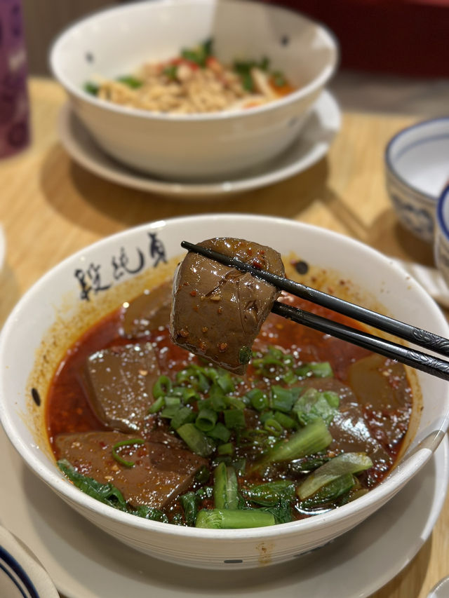 段純貞 | 過江龍台灣牛肉麵 