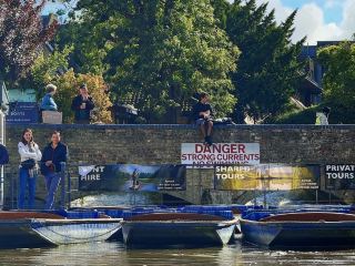 Cambridge: Drifting in its Gentle Embrace! 🇬🇧☀️🛶