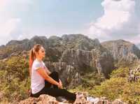 จุดชมวิวเขาแดง อุทยานแห่งชาติเขาสามร้อยยอด