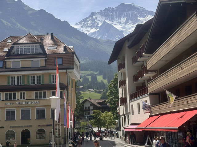 海拔1274公尺的山中小鎮溫根（Wengen）