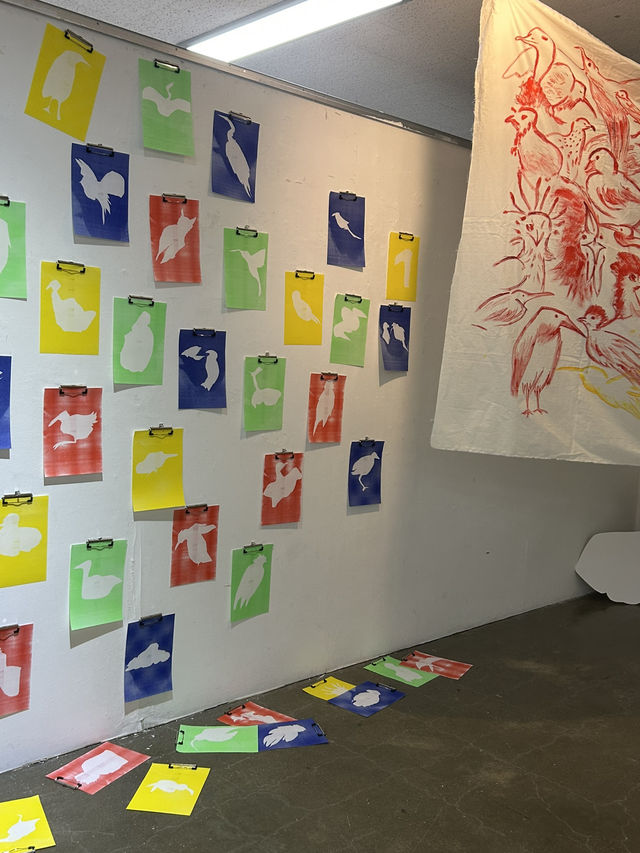 🎨 젊은 예술의 요람, 홍익대학교 홍문관 전시장