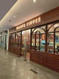 Sweet Break in a Giraffe-Themed Cafe