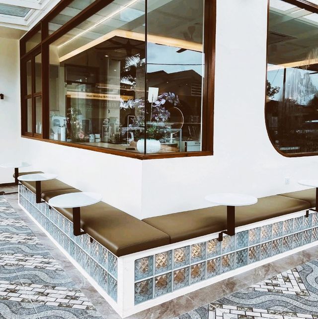 Muzi Matcha Cafe