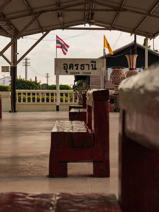 ตลาดนัดรถไฟ ของกินอุดร