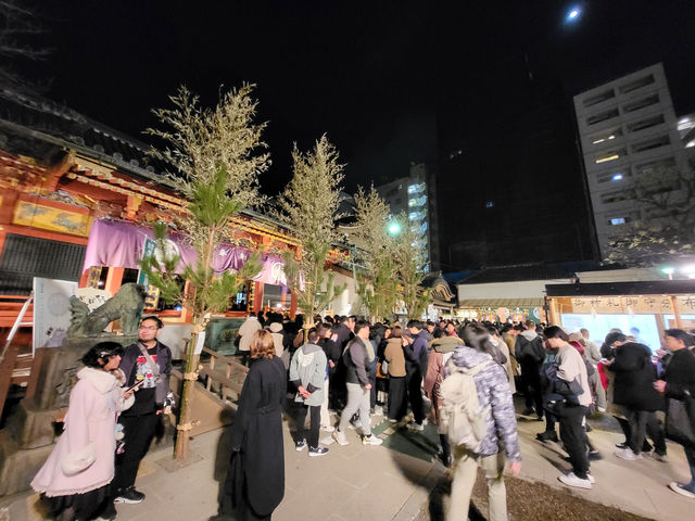 跨年夜的淺草寺，不夜城中的祈福之旅
