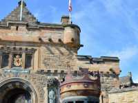 Echoes of Royalty: A Majestic Day at Edinburgh Castle