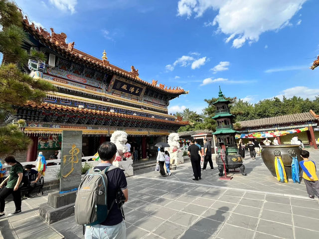 🕌 大召寺 Dazhao Temple – Hohhot’s Oldest, Grandest, and Most Revered Temple