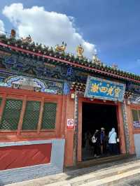 📿 席力图召 Xilituzhao Temple – Hohhot’s Grand Lama Temple Across from Dazhao