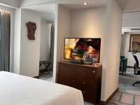 Le Méridien Jakarta: A Strategic Stay in the Heart of the City! 🏨🇮🇩