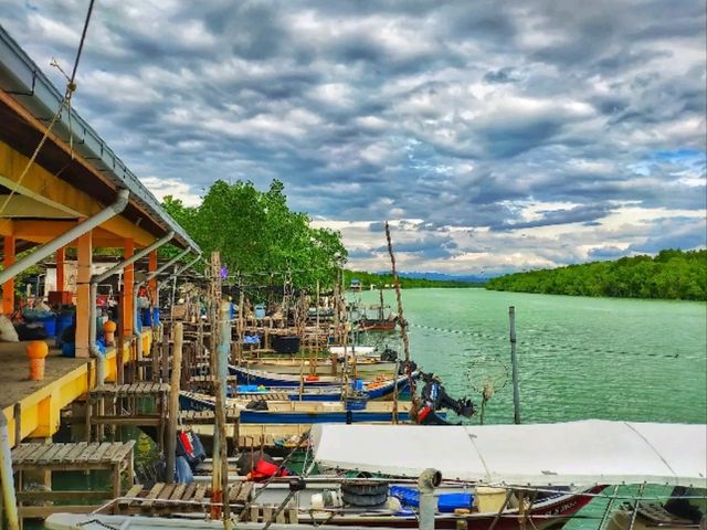 A Day in Sepang: Local Eats, Beach Sunset & Magical Fireflies