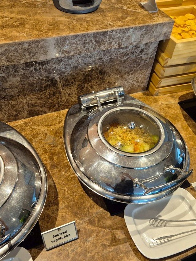 바다를 보며 즐기는 조식 한 끼, 부티크 호이안 리조트