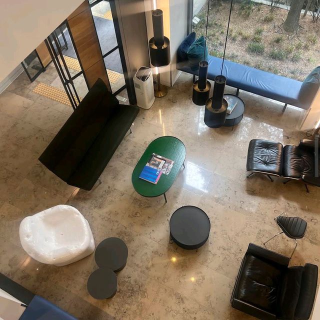 라카사 호텔 (La Casa Hotel, 신사)