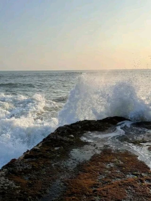 峇里島不可錯過的旅行地標！海神廟的魅力 🌊✨