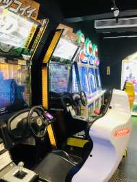 夜市中的遊戲機中心👍👍👍