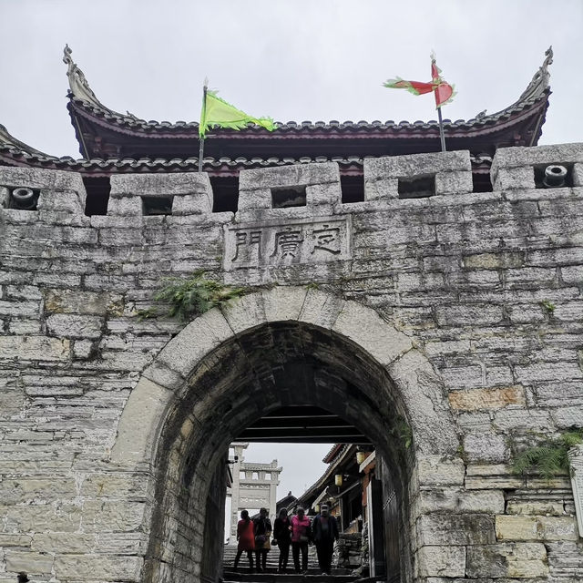 【貴陽青岩古鎮】終極遊玩攻略 | 穿越600年軍事要塞的秘境之旅