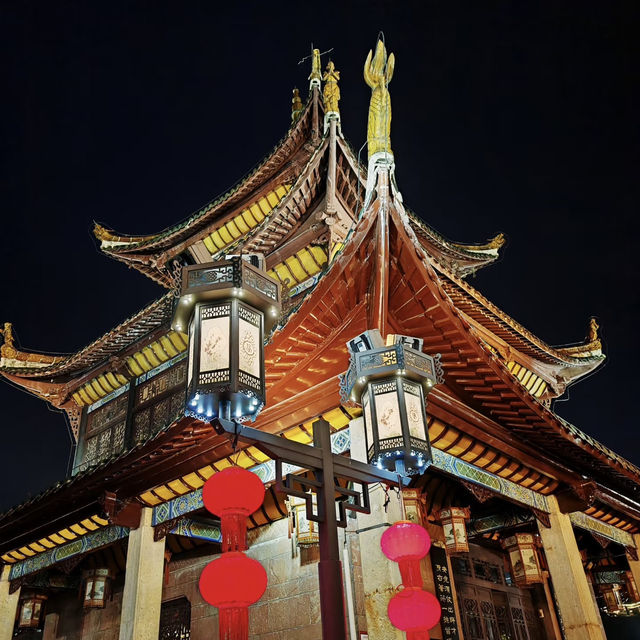 【貴陽甲秀樓】終極遊玩攻略 | 貴陽400年地標打卡指南 🏯