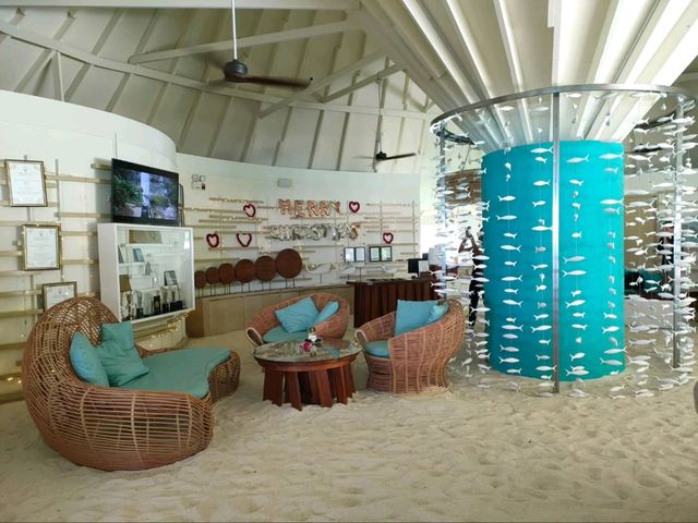 Relaxing Stay at Centara Ras Fushi Resort & Spa Relaxing Stay at Centara Ras Fushi Resort & Spa