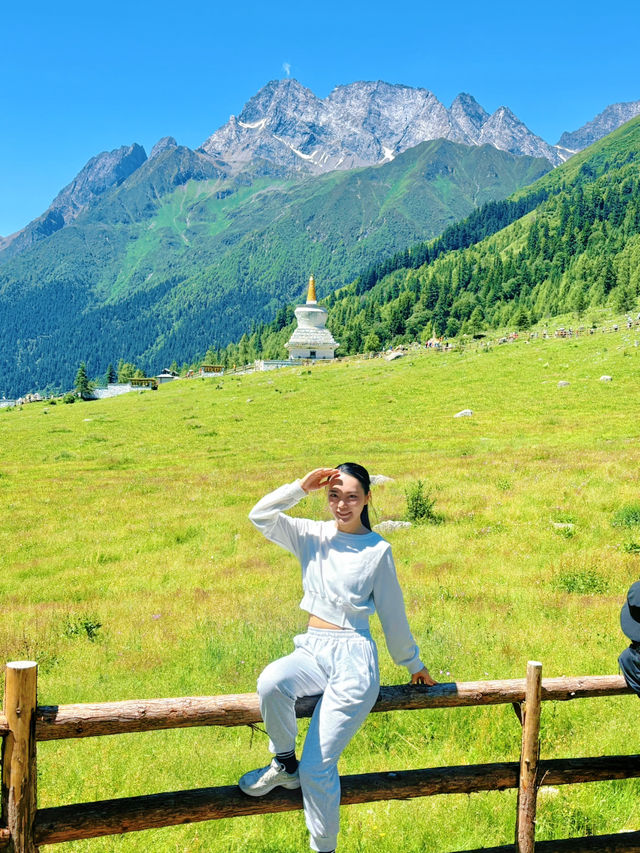 路上的所有疲憊 都給四姑娘山的美景征服了 路上的所有疲憊 都給四姑娘山的美景征服了
