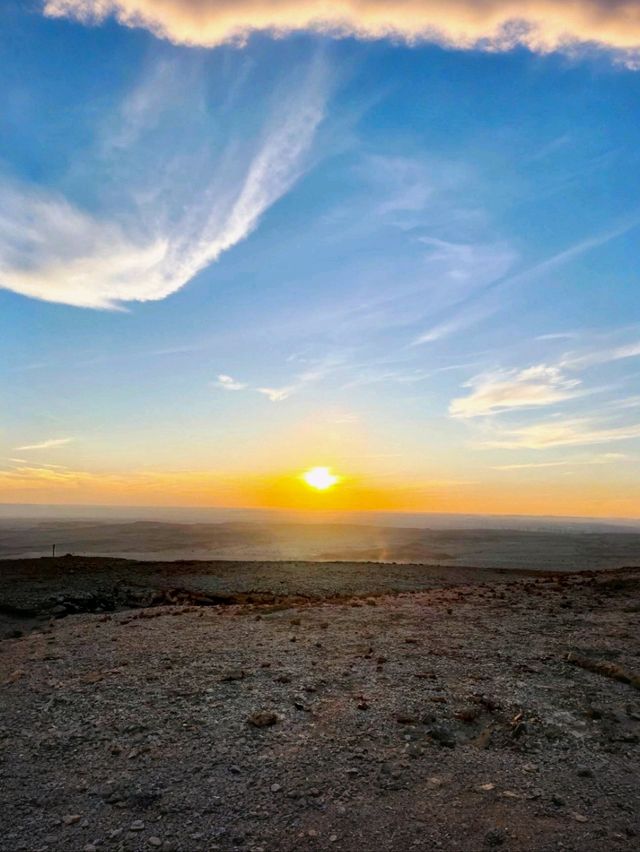 Stunning Cliffs and Desert Landscapes Riyadhs Natural Wonder