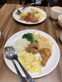 Chance Hotel ที่พักไทจง บุฟเฟต์อาหารเช้า!!