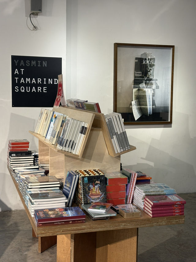 24-hour Bookstore BookXcess at Tamarind Square, Cyberjaya