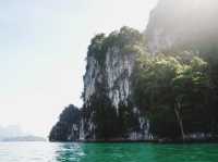 ล่องเรือชมเขื่อนรัชประภา