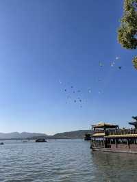 🏞️ West Lake – ทะเลสาบซีหู (西湖) 🇨🇳