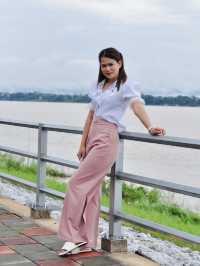 ลานพญาศรีสัตนาคราช จ.นครพนม