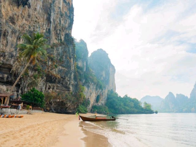 코사무이(Koh Samui) – 고급 리조트의 섬