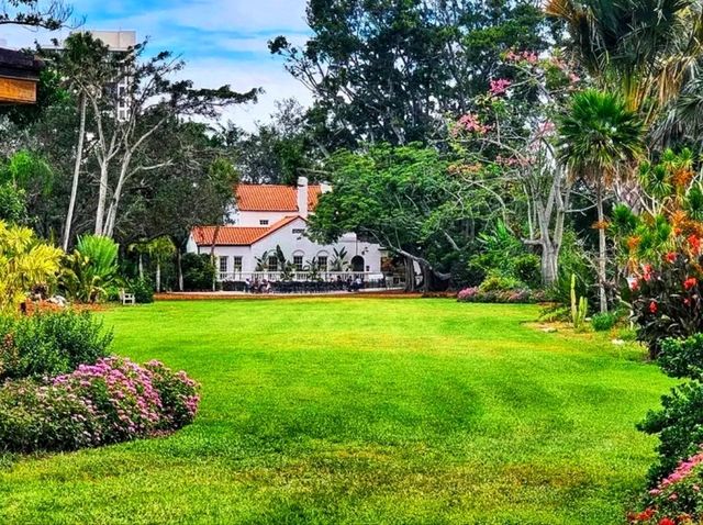 🌺 Marie Selby Botanical Gardens – A Tropical Oasis by the Bay 🌺 Marie Selby Botanical Gardens – A Tropical Oasis by the Bay