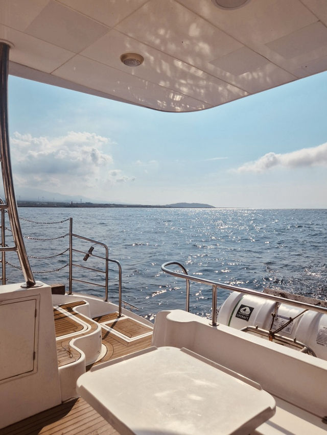 Breathtaking Sunset Cruise Magic