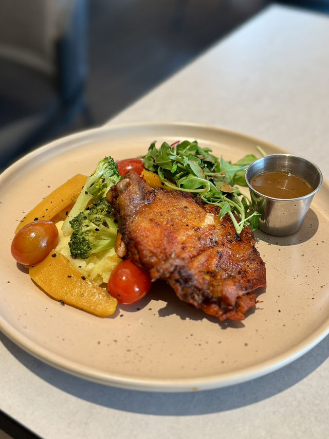 Signature Cafe, Kota Damansara — Stylish Space & Bold Flavours Signature Cafe, Kota Damansara — Stylish Space & Bold Flavours