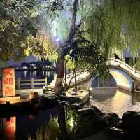 **🌙 Daming Lake Night Walk — The Most Romantic Way to End a Jinan Day 💕**