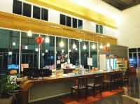 โรงแรมริเวอร์ไซด์ (Riverside Hotel)