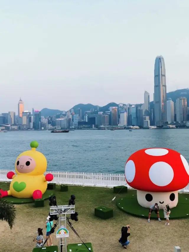 Kowloon Waterfront Promenade — a scenic promenade in Hong Kong