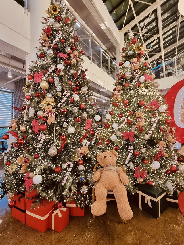 A Warm, Cozy Escape from the Winter Cold A Warm, Cozy Escape from the Winter Cold