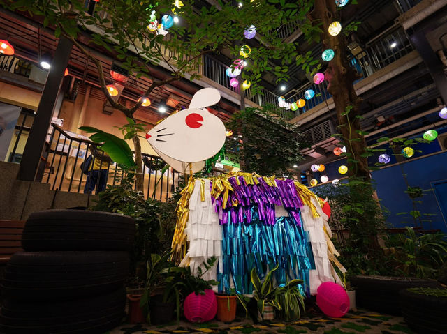 A Symphony of Silhouettes: When Heritage Glows in Wan Chai A Symphony of Silhouettes: When Heritage Glows in Wan Chai