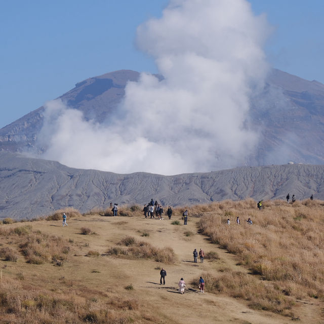 ภูเขาไฟ ASO “The Breathing Earth 🌍” ภูเขาไฟ ASO “The Breathing Earth 🌍”