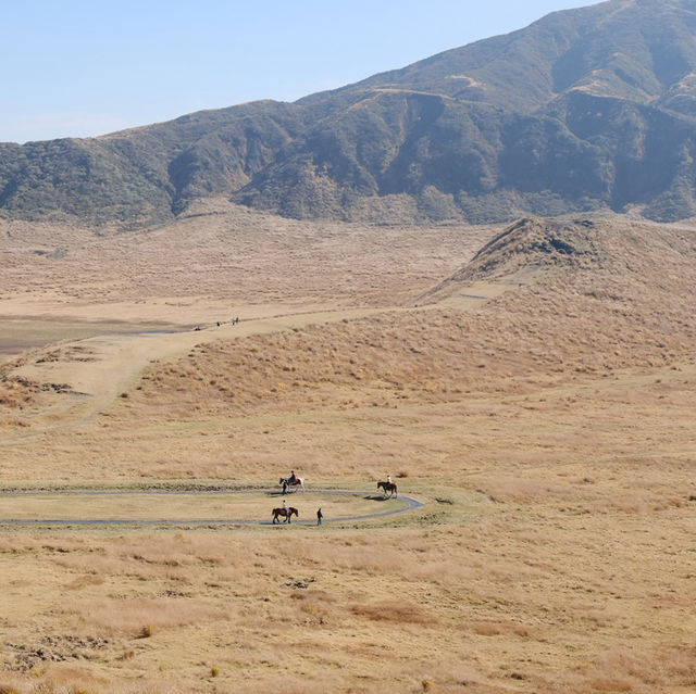 ภูเขาไฟ ASO “The Breathing Earth 🌍” ภูเขาไฟ ASO “The Breathing Earth 🌍”
