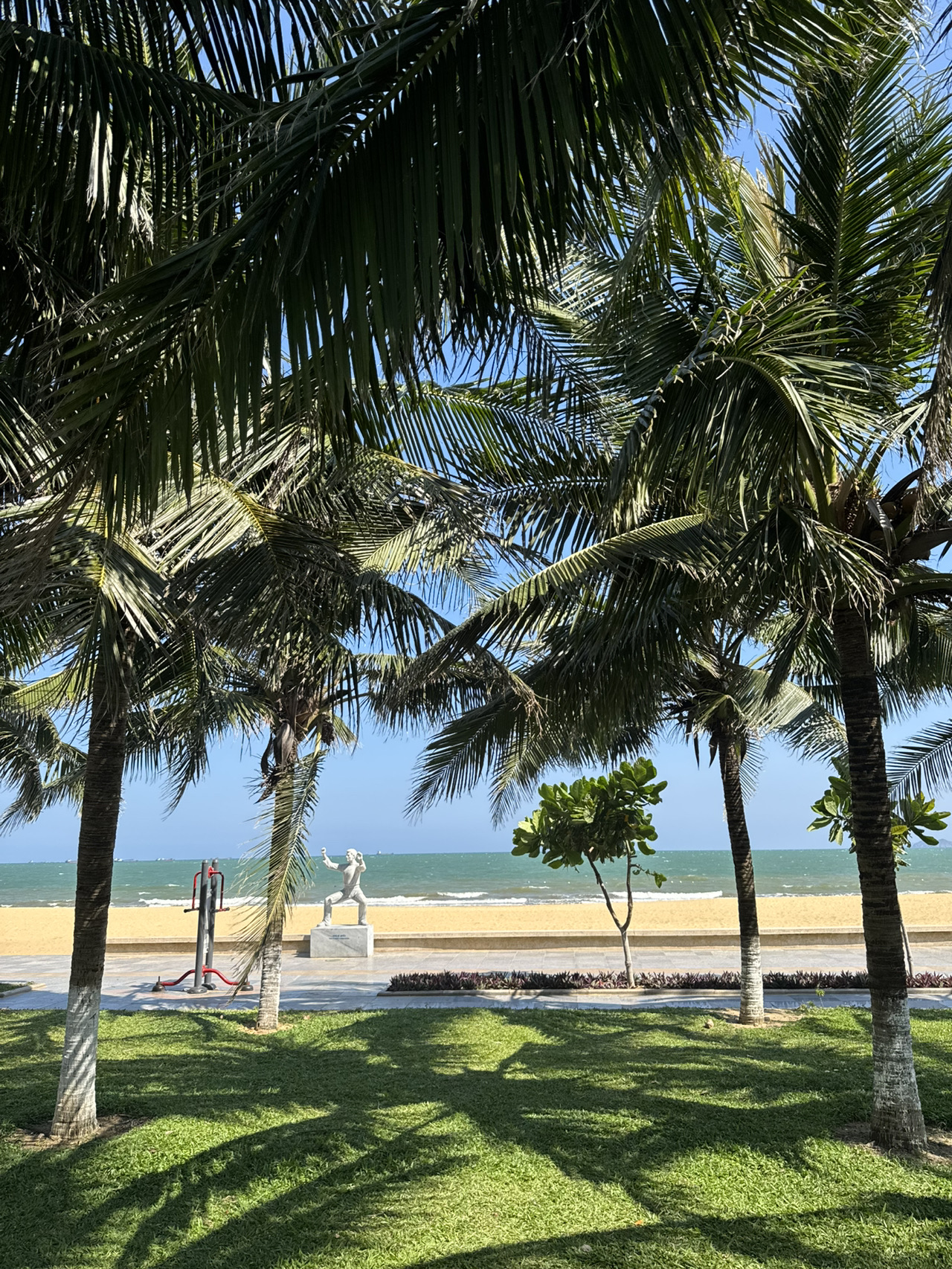 My First Impressions of Quy Nhon

A couple of days ago, we arrived in Quy Nhon by Vietnamese train 🚂

Coming here, we had a lot of mixed expectations. Some people told us the city was similar to Nha Trang, but that’s not the case at all. Compared to Nha Trang, this city feels very spacious and has its own unique atmosphere.

The locals here aren't quite used to tourists yet, and they are incredibly warm toward foreigners. So many people say hello 😍 and ask questions that you honestly end up feeling like a celebrity.

It’s a great place to see authentic Vietnamese traditions, how people organize their daily lives and what their homes look like. We noticed that the ground floors usually feature heavy wooden furniture and a large aquarium; I’m guessing those are seen as symbols of wealth here.

The Food 🥘 here

If you aren't used to eating local cuisine, you’ll have to adapt in Quy Nhon. For now, there are very few "tourist-friendly" international restaurants.

Some might see this as a downside. Others will embrace it, lose their fear, and start trying something new.

I believe that by visiting cities like this, you truly get to know the culture of the country and its people.

#quynhon #vietnam 