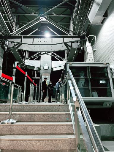 Romantic Night Ride & Love Locks at Namsan Cable Car | Trip.com Seoul
