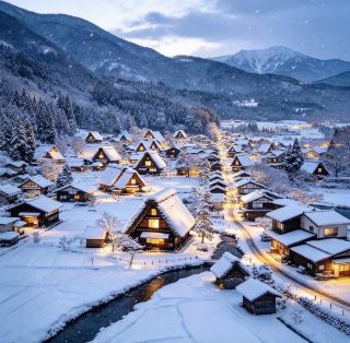 🏠❄️ Shirakawa-go | Shirakawa-go, a village nestled in a valley as beautiful as a fairytale.