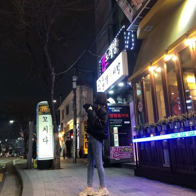 🇰🇷弘大.韓國年輕人嘅集中地。