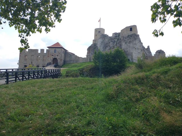 Famous Rabsztyn Castle 🏰