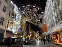 A Dazzling Tapestry of London Christmas Light