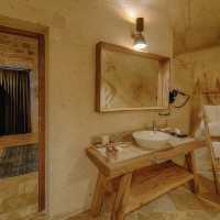  Solem Cave Suites