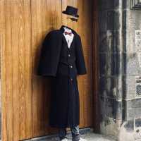 A Welcoming Walk: Hospitality and Community in Edinburgh’s Streets